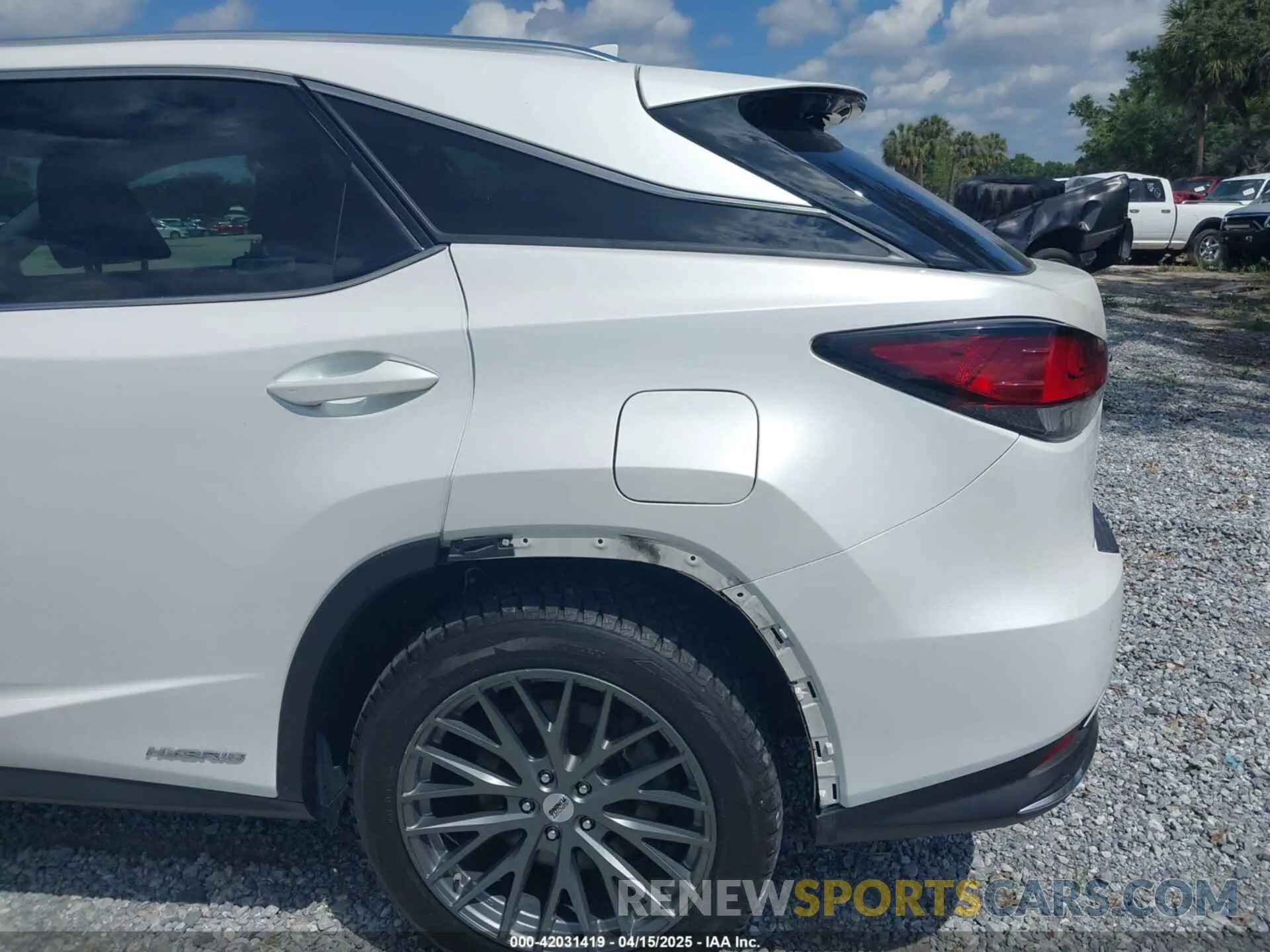 22 fotografías del automóvil dañado 2T2JGMDA9MC058061 LEXUS RX 450H 2021