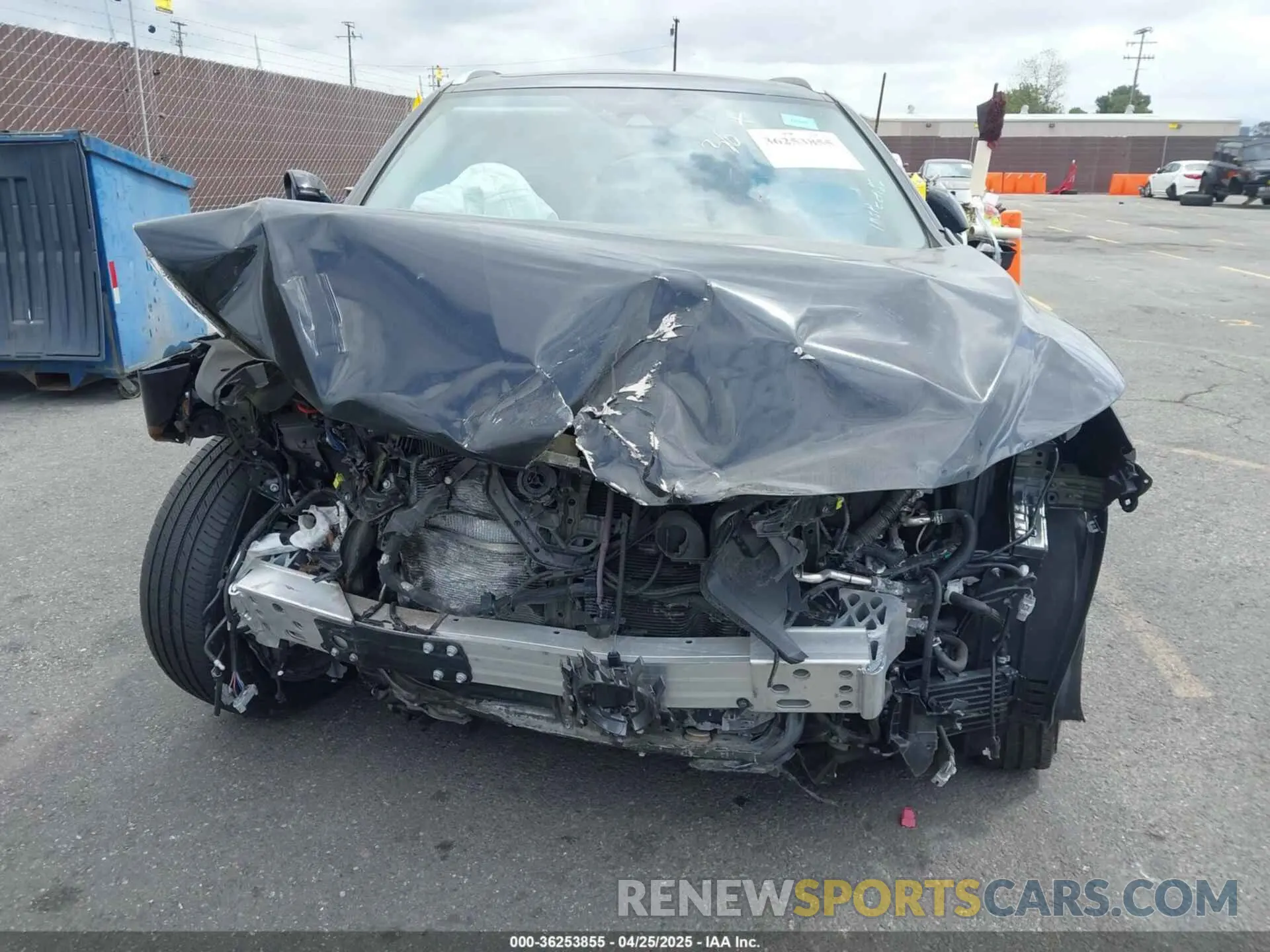 11 fotografías del automóvil dañado 2T2HGMDA1NC090258 LEXUS RX 450H 2022