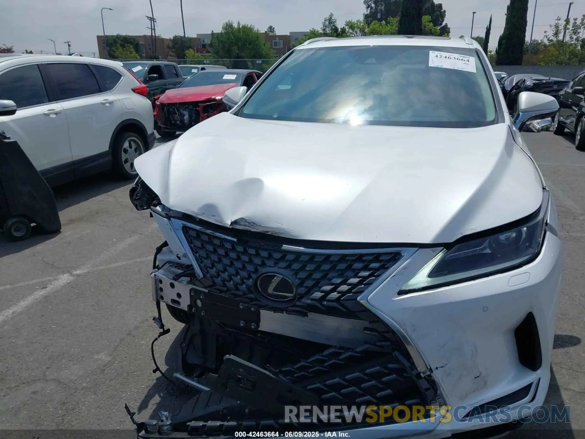 12 fotografías del automóvil dañado 2T2HGMDA7NC074100 LEXUS RX 450H 2022