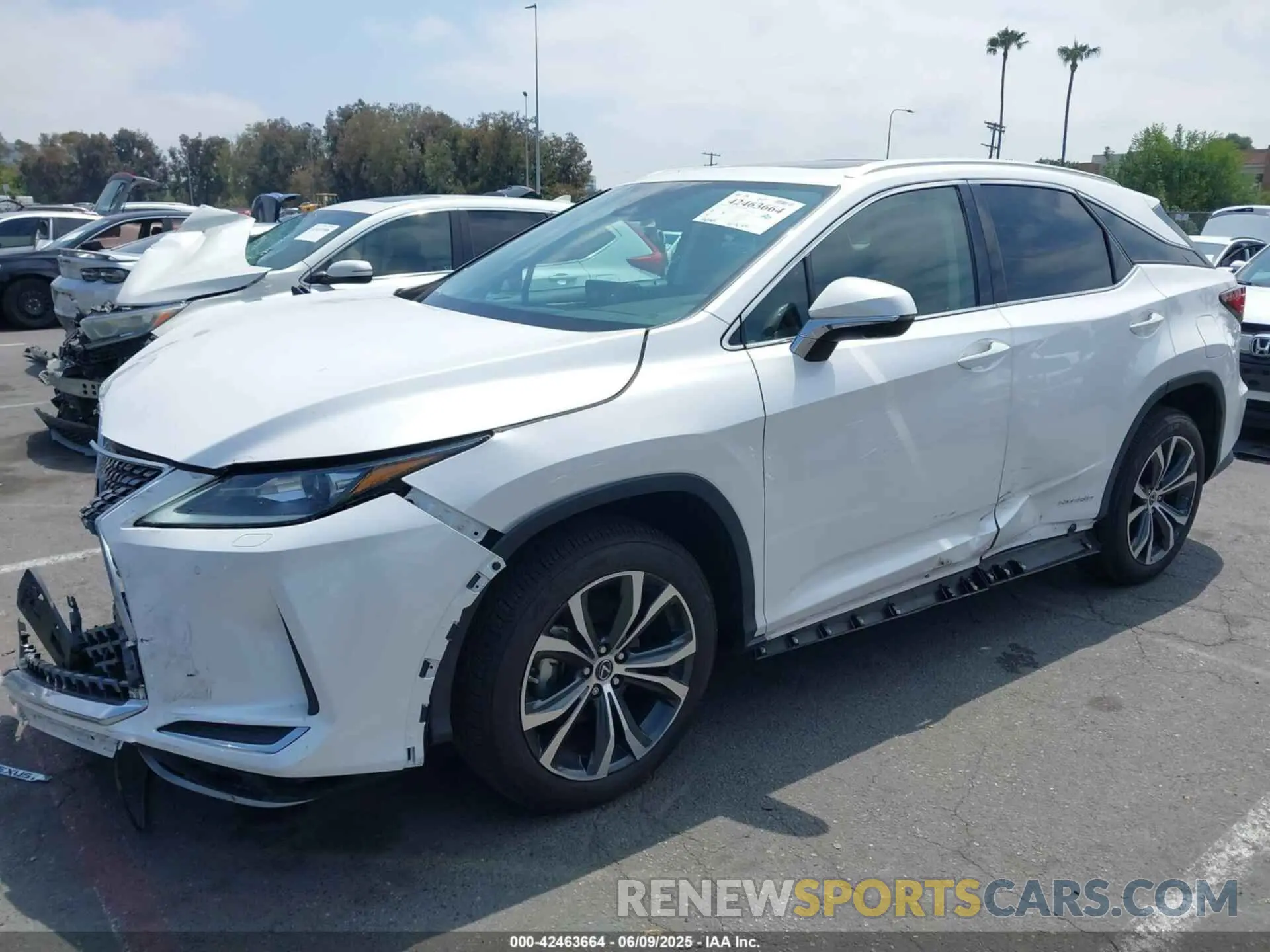2 fotografías del automóvil dañado 2T2HGMDA7NC074100 LEXUS RX 450H 2022