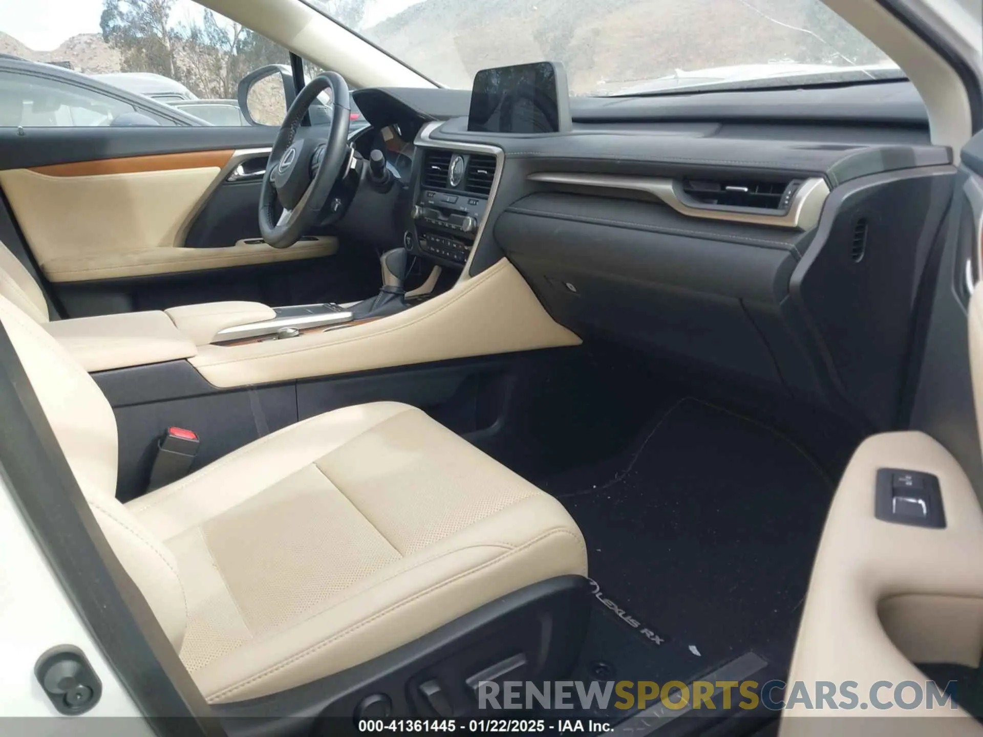 5 fotografías del automóvil dañado 2T2HGMDA8NC074865 LEXUS RX 450H 2022