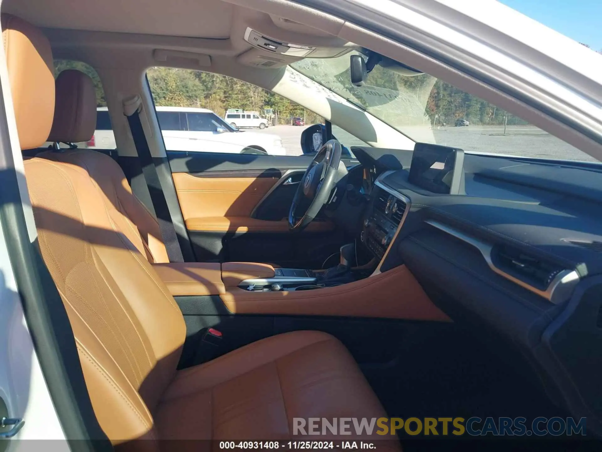 5 fotografías del automóvil dañado 2T2JGMDA1NC086311 LEXUS RX 450H 2022