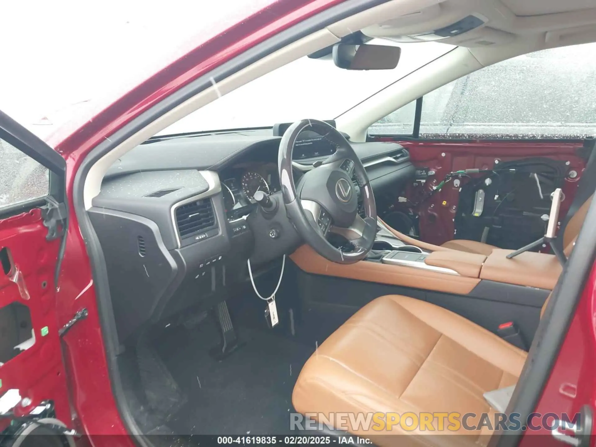 5 fotografías del automóvil dañado 2T2JGMDA2NC078878 LEXUS RX 450H 2022
