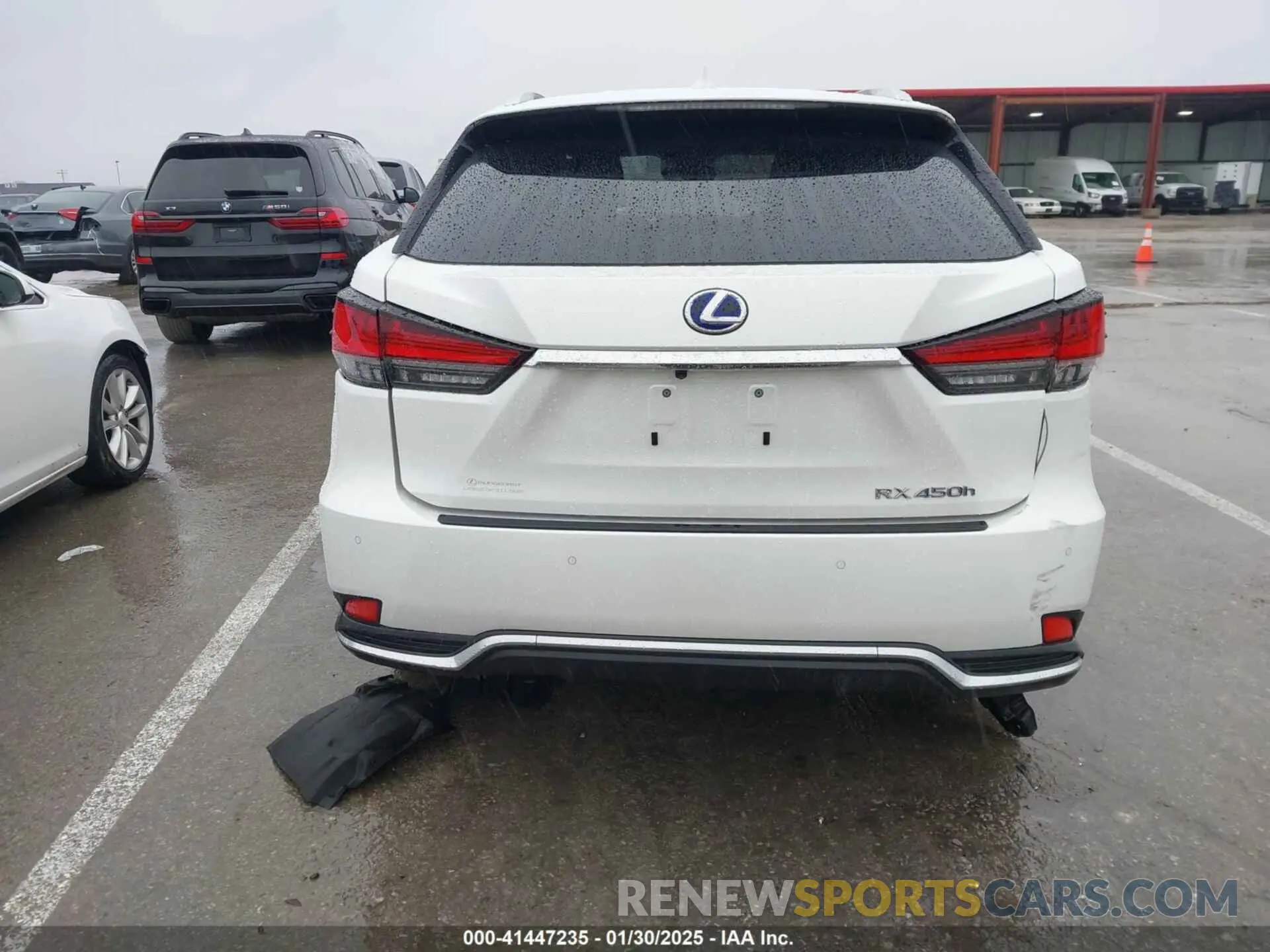16 fotografías del automóvil dañado 2T2JGMDA5NC082651 LEXUS RX 450H 2022