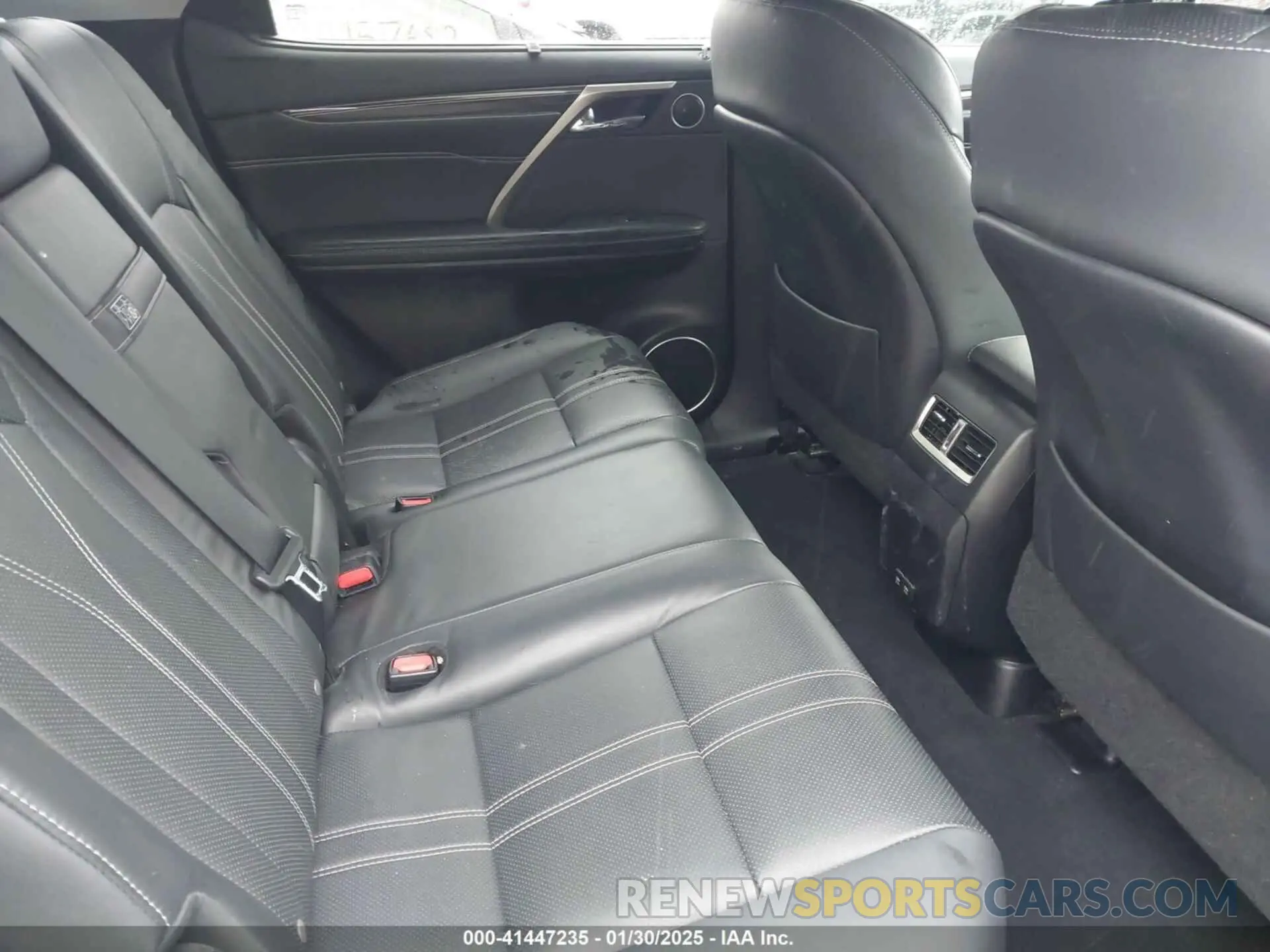 8 fotografías del automóvil dañado 2T2JGMDA5NC082651 LEXUS RX 450H 2022