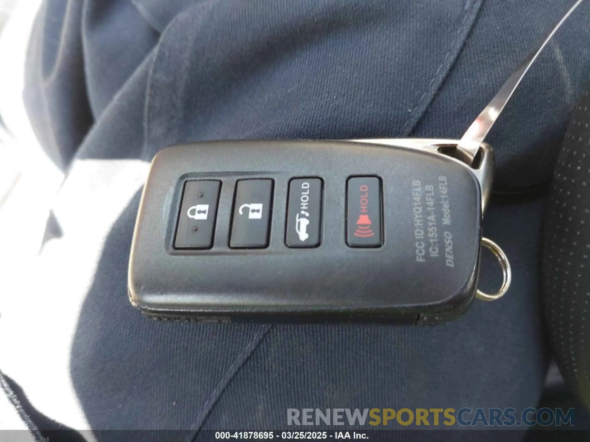 11 fotografías del automóvil dañado 2T2YGMDA0NC087979 LEXUS RX 450H 2022