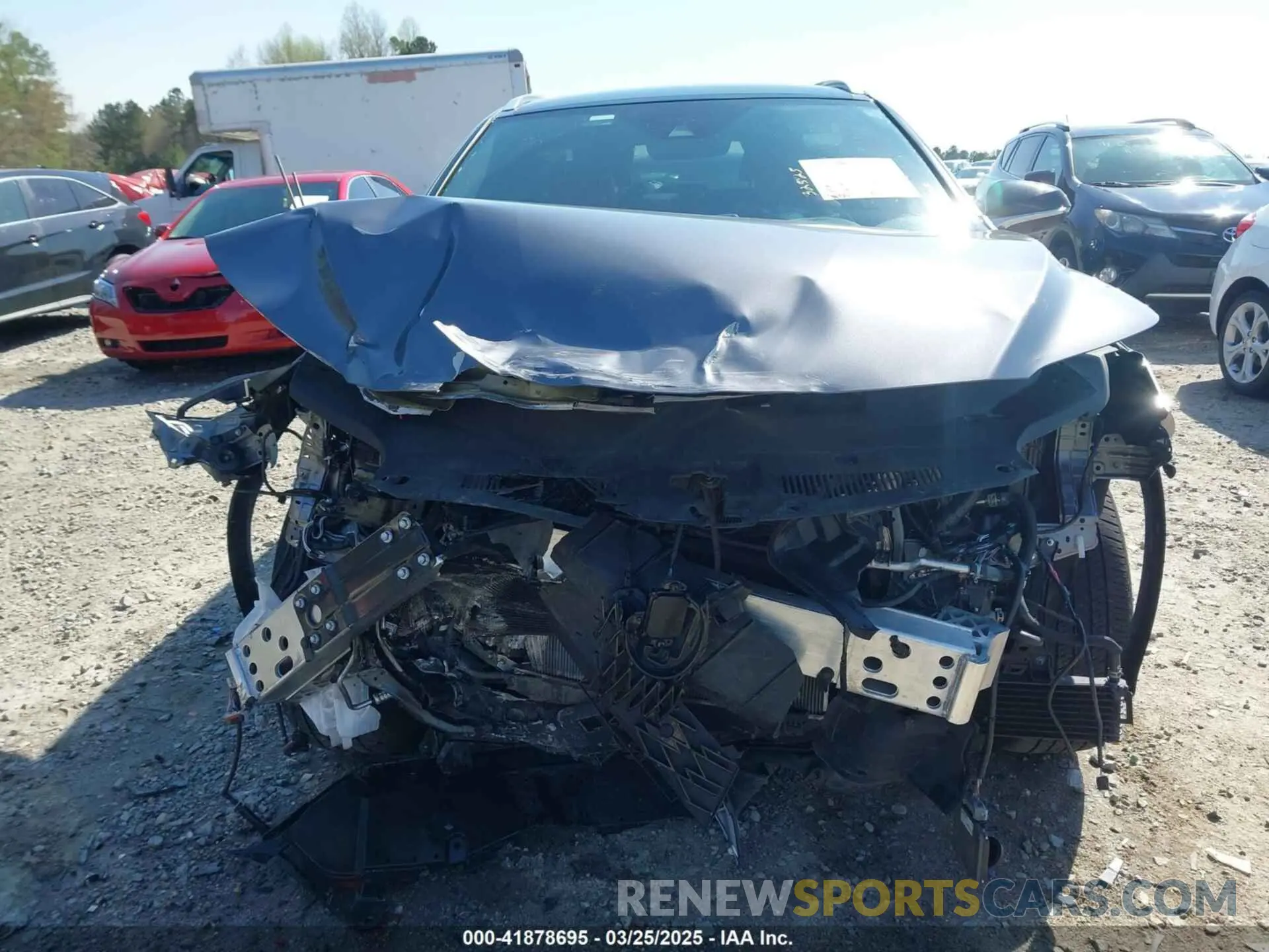 13 fotografías del automóvil dañado 2T2YGMDA0NC087979 LEXUS RX 450H 2022