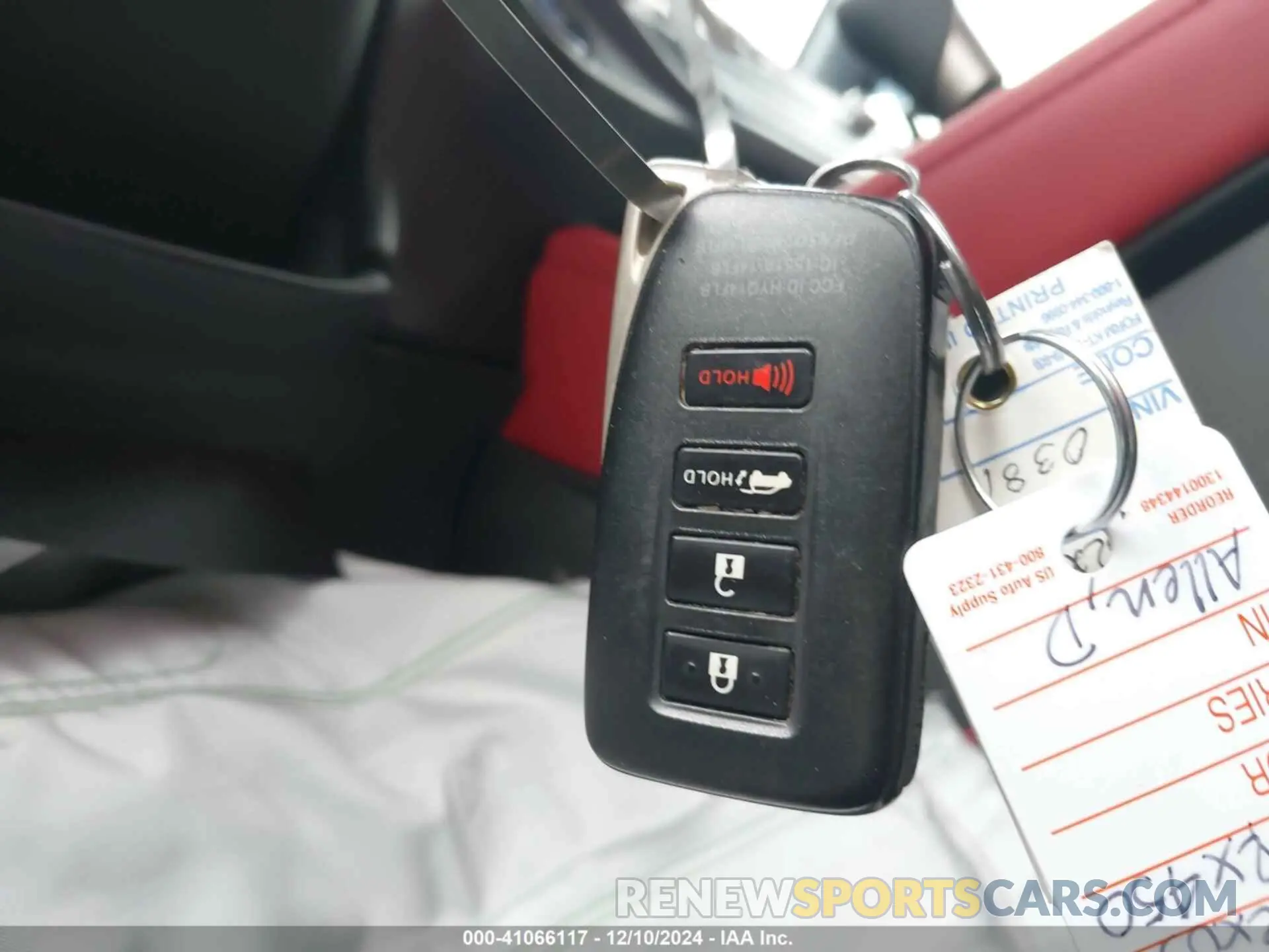 11 fotografías del automóvil dañado 2T2YGMDA0NC090381 LEXUS RX 450H 2022
