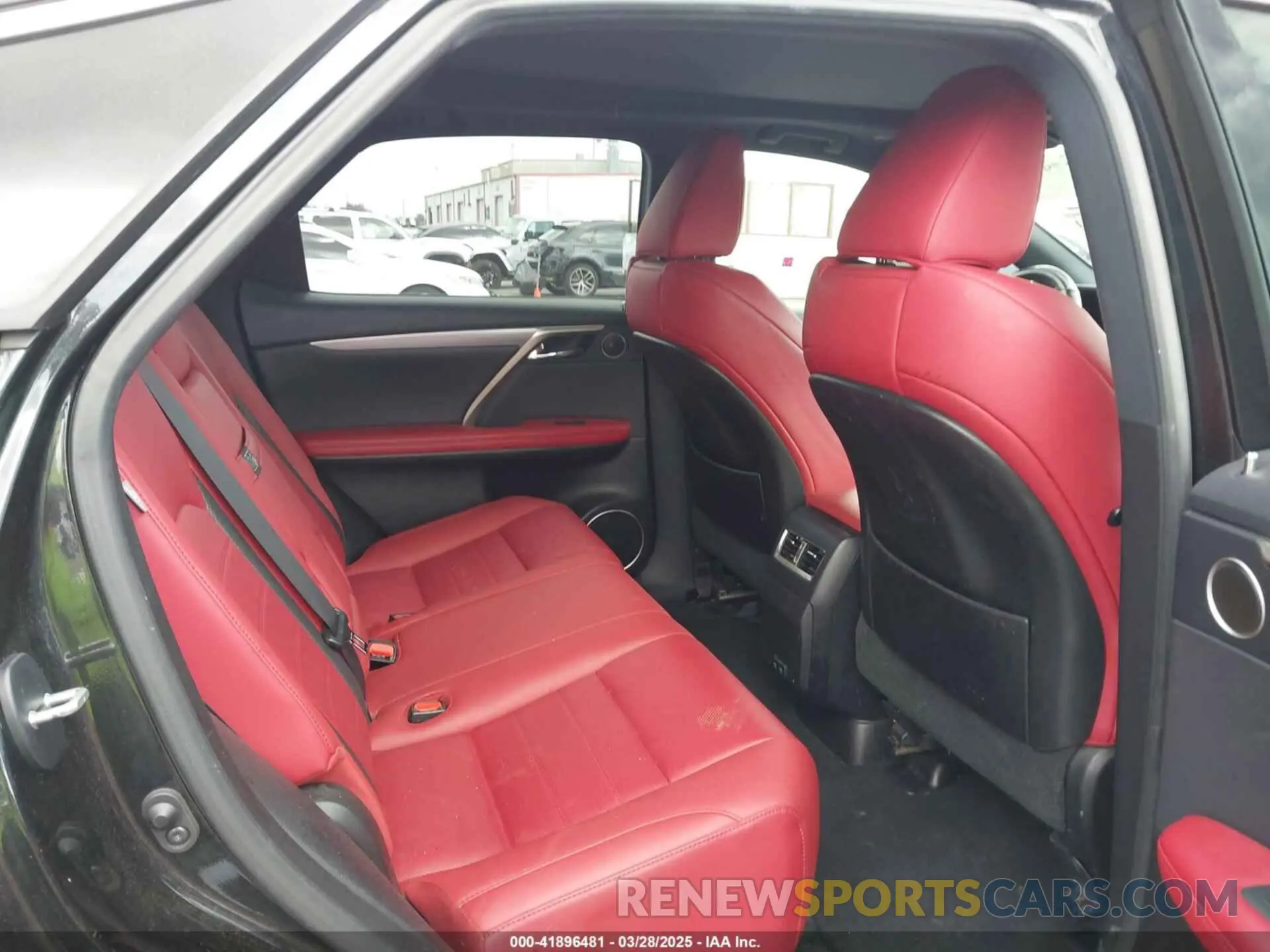 8 fotografías del automóvil dañado 2T2YGMDA9NC082067 LEXUS RX 450H 2022