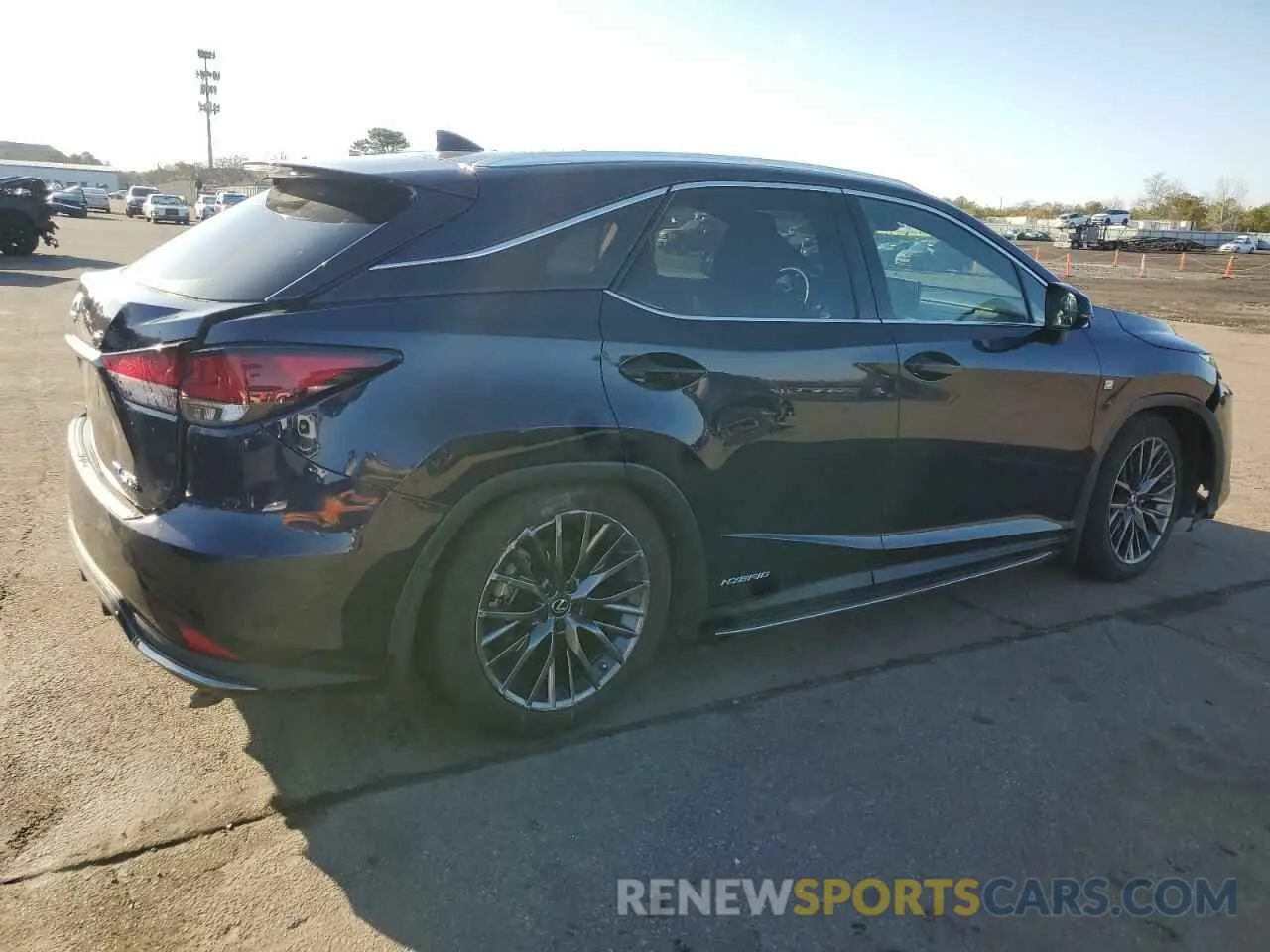 3 fotografías del automóvil dañado 2T2YGMDA9MC065638 LEXUS RX 450H F 2021
