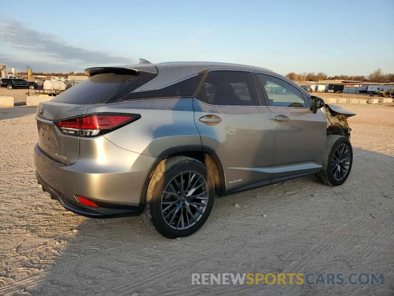 3 fotografías del automóvil dañado 2T2YGMDAXNC080182 LEXUS RX 450H F 2022