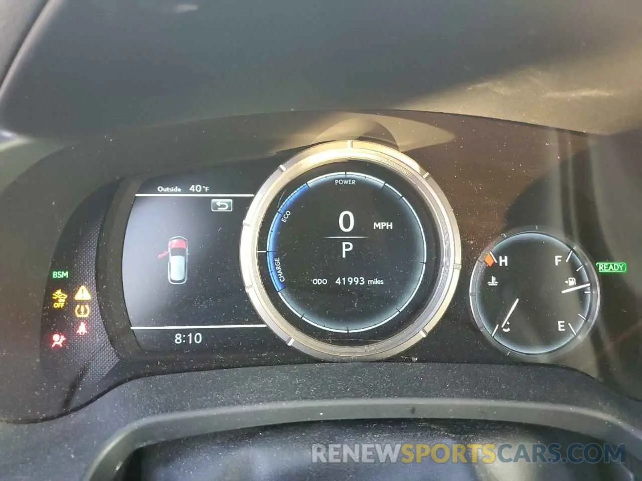 9 fotografías del automóvil dañado 2T2YGMDAXNC080182 LEXUS RX 450H F 2022