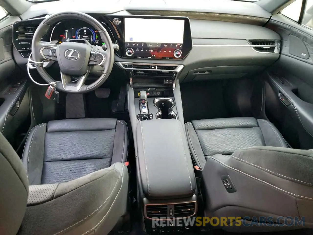 8 fotografías del automóvil dañado JTJCJMGA3R2013100 LEXUS RX 450H+ L 2024