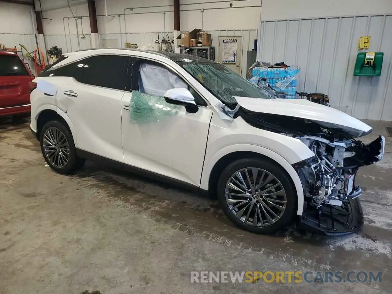 4 fotografías del automóvil dañado JTJCJMGA9R2015210 LEXUS RX 450H+ L 2024