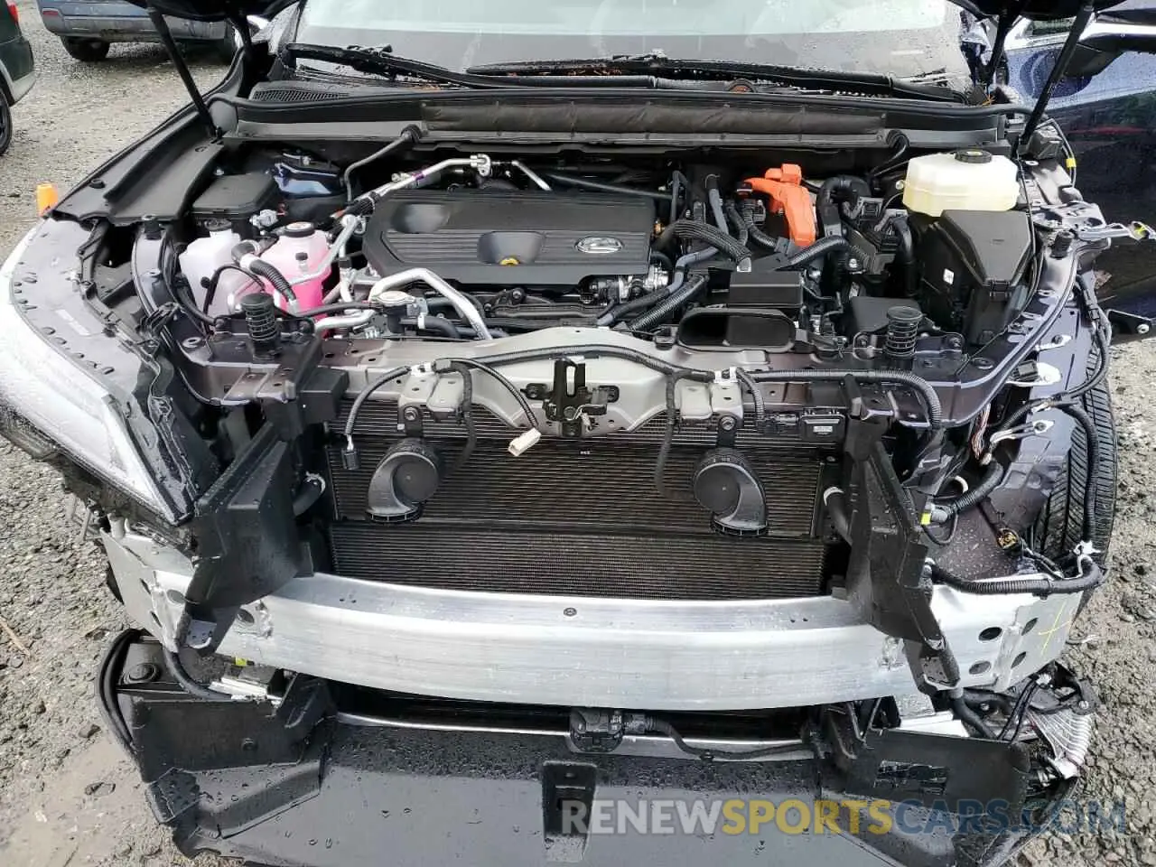12 fotografías del automóvil dañado JTJCJMGAXR2010985 LEXUS RX 450H+ L 2024