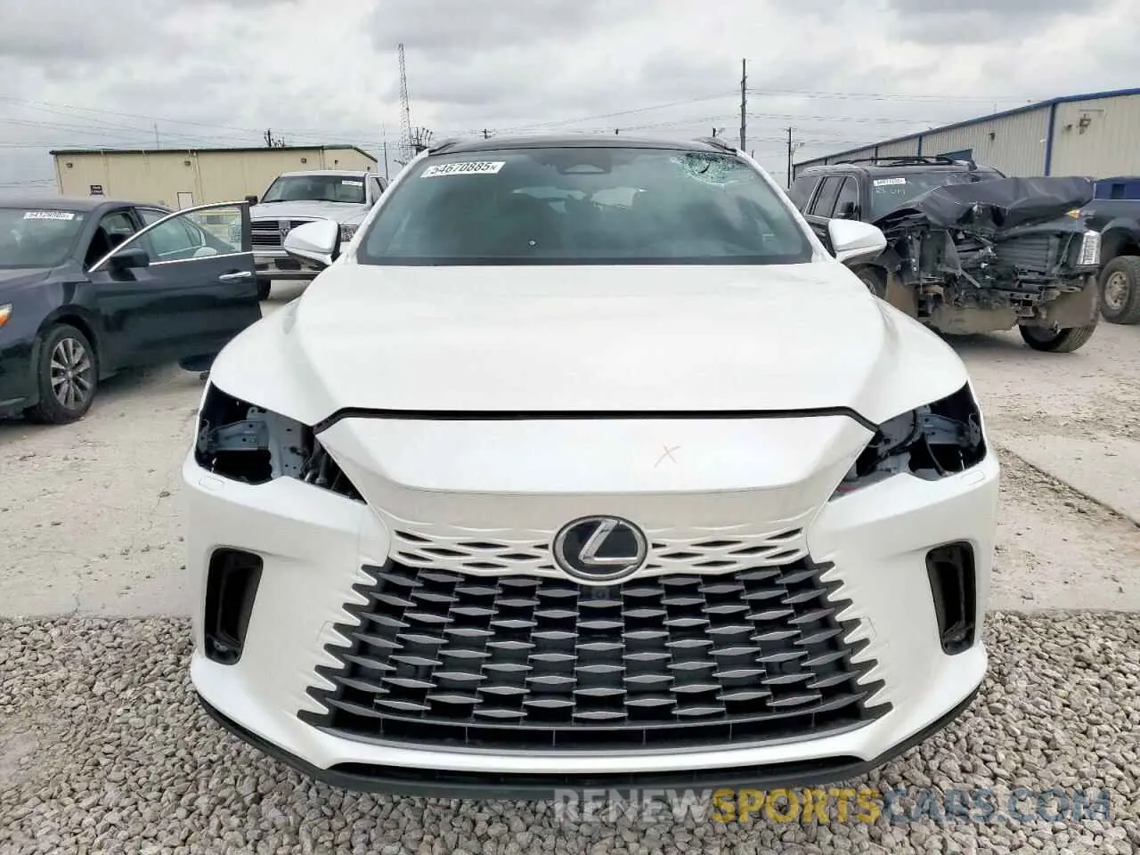 5 fotografías del automóvil dañado JTJCJMGAXS2023788 LEXUS RX 450H+ L 2025