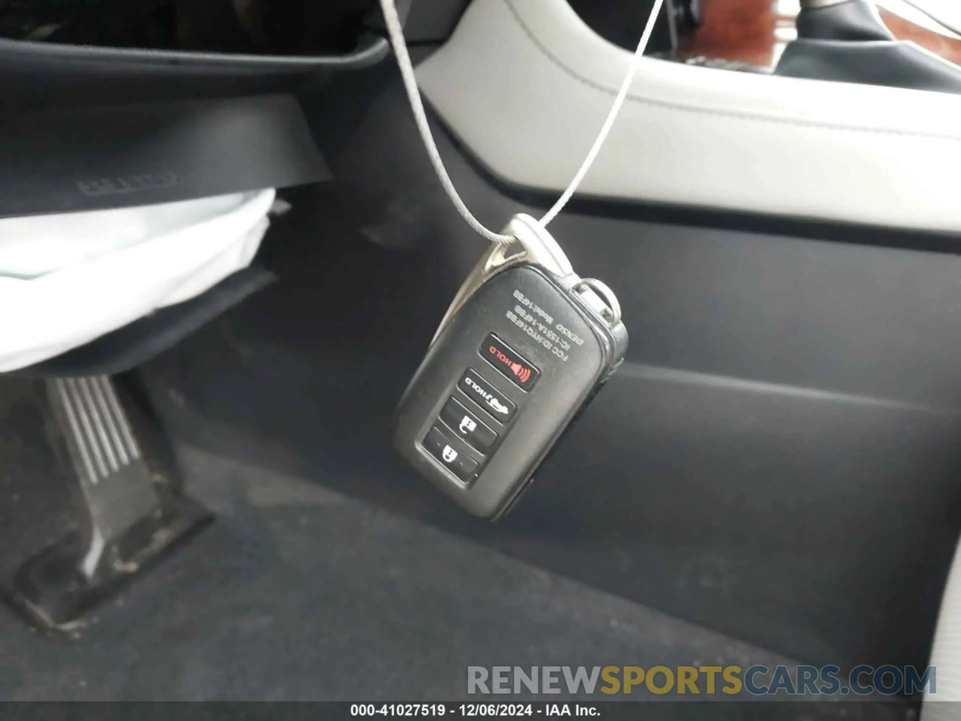 11 fotografías del automóvil dañado JTJDGKCA4K2007616 LEXUS RX 450HL 2019