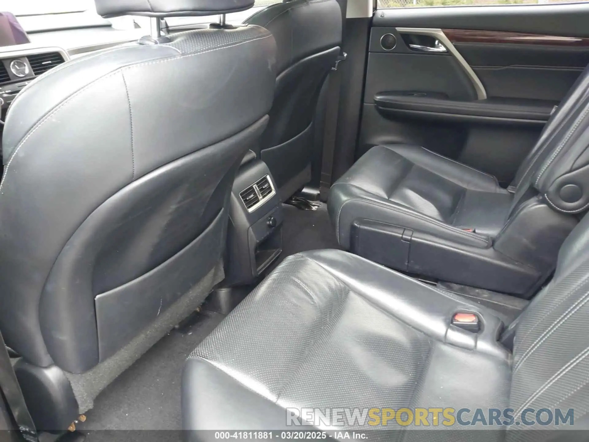 8 fotografías del automóvil dañado JTJDGKCAXK2008737 LEXUS RX 450HL 2019