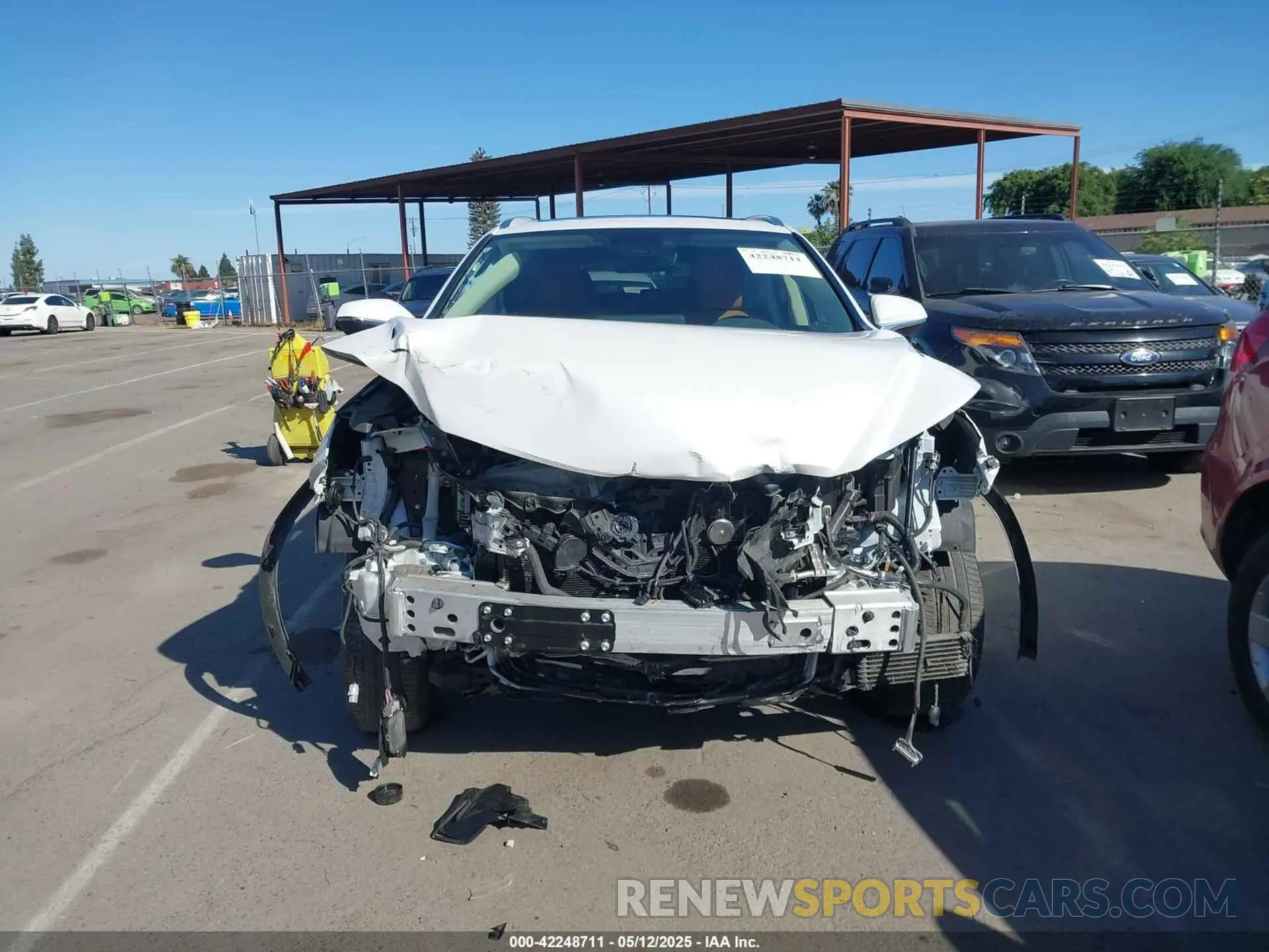 12 fotografías del automóvil dañado JTJHGKFA5M2020102 LEXUS RX 450HL 2021