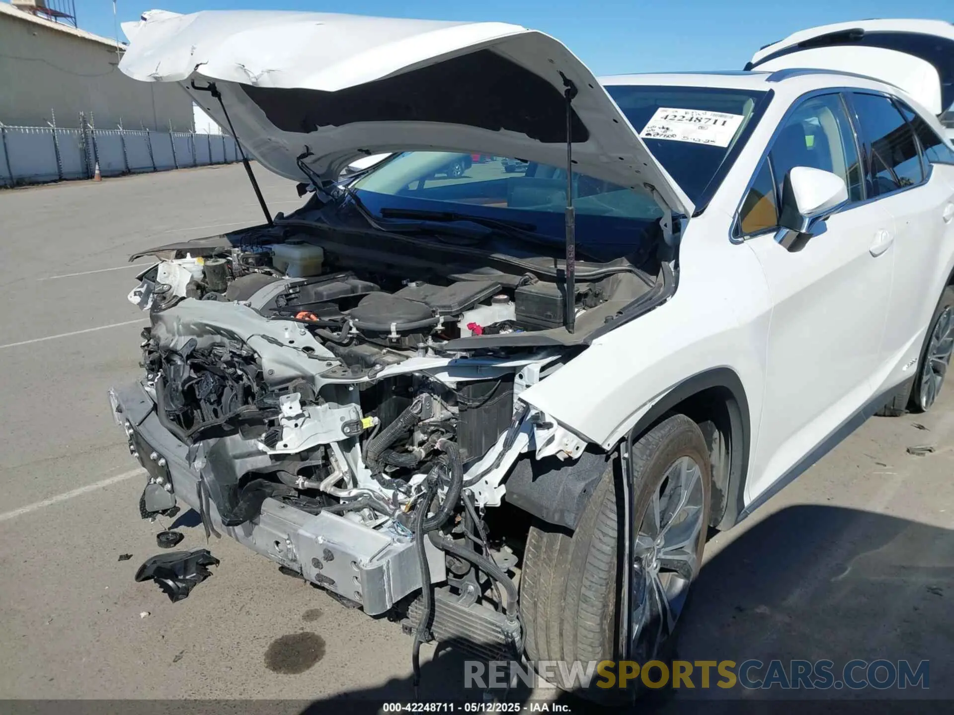 19 fotografías del automóvil dañado JTJHGKFA5M2020102 LEXUS RX 450HL 2021