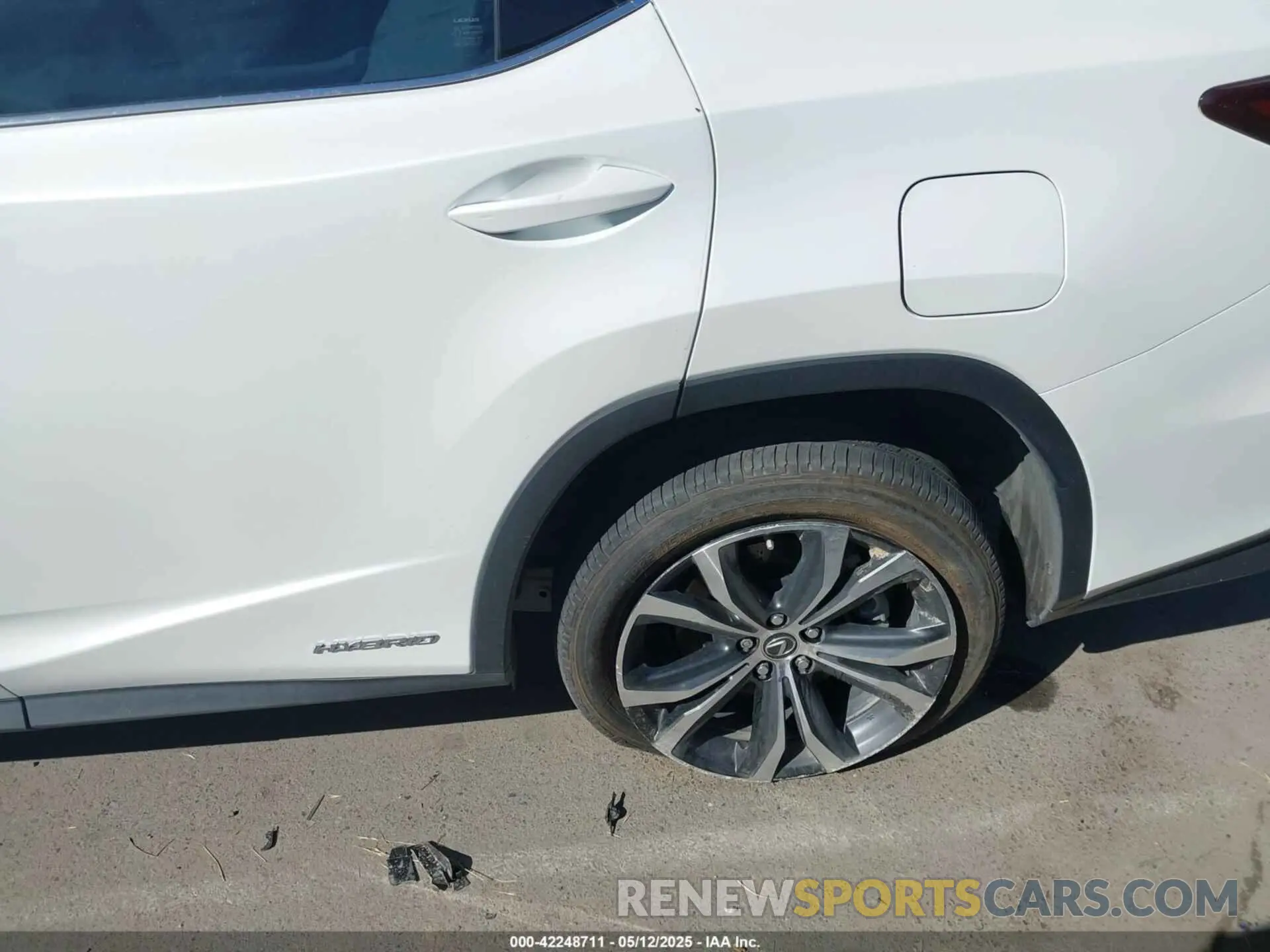 20 fotografías del automóvil dañado JTJHGKFA5M2020102 LEXUS RX 450HL 2021