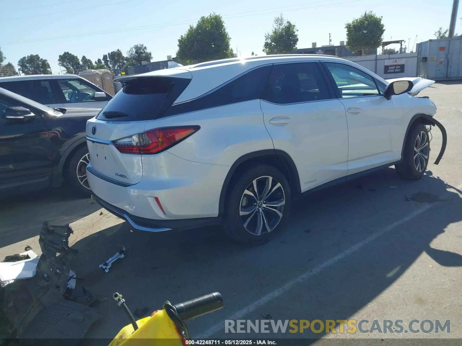 4 fotografías del automóvil dañado JTJHGKFA5M2020102 LEXUS RX 450HL 2021