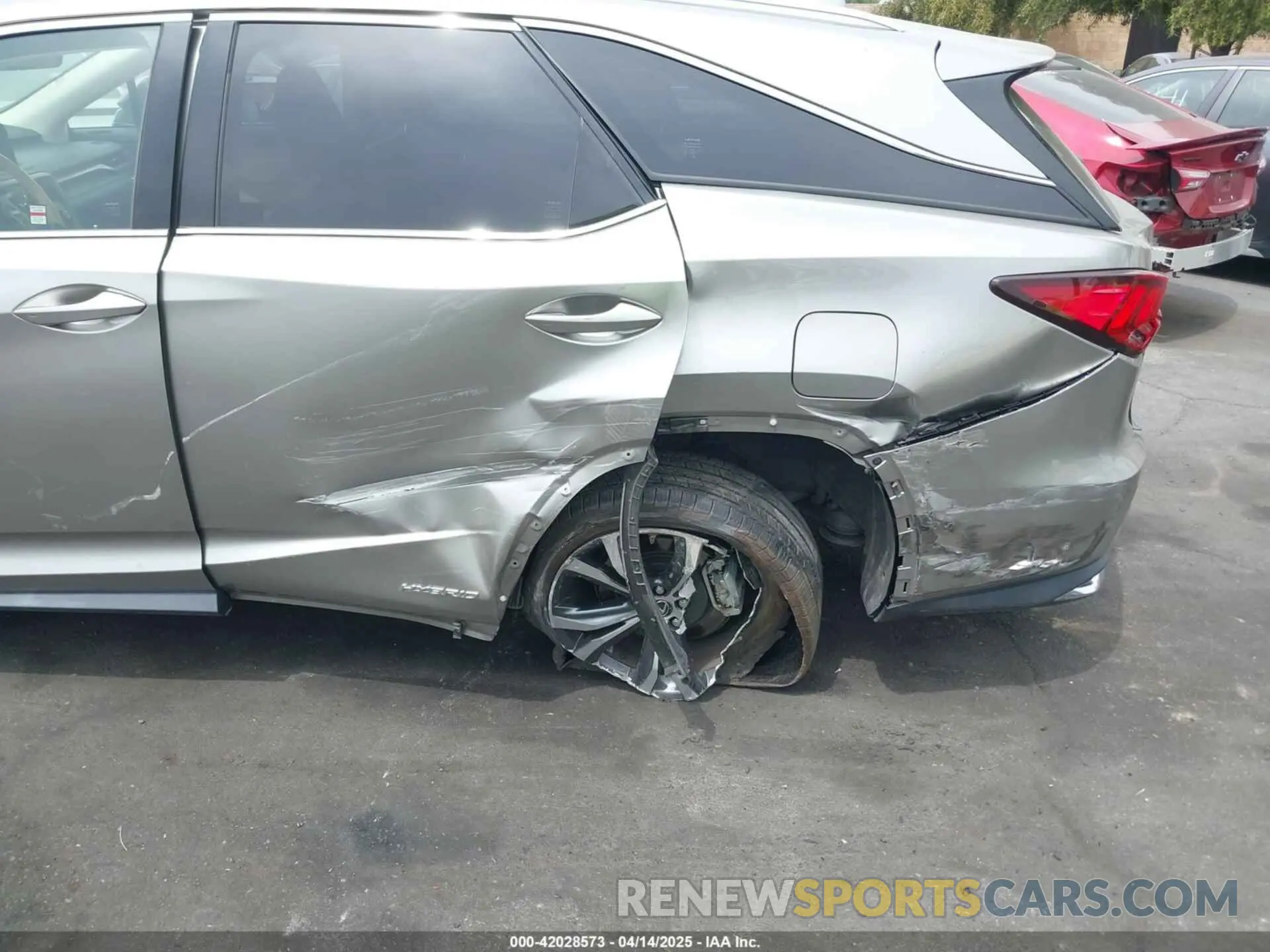 6 fotografías del automóvil dañado JTJHGKFA8M2015993 LEXUS RX 450HL 2021