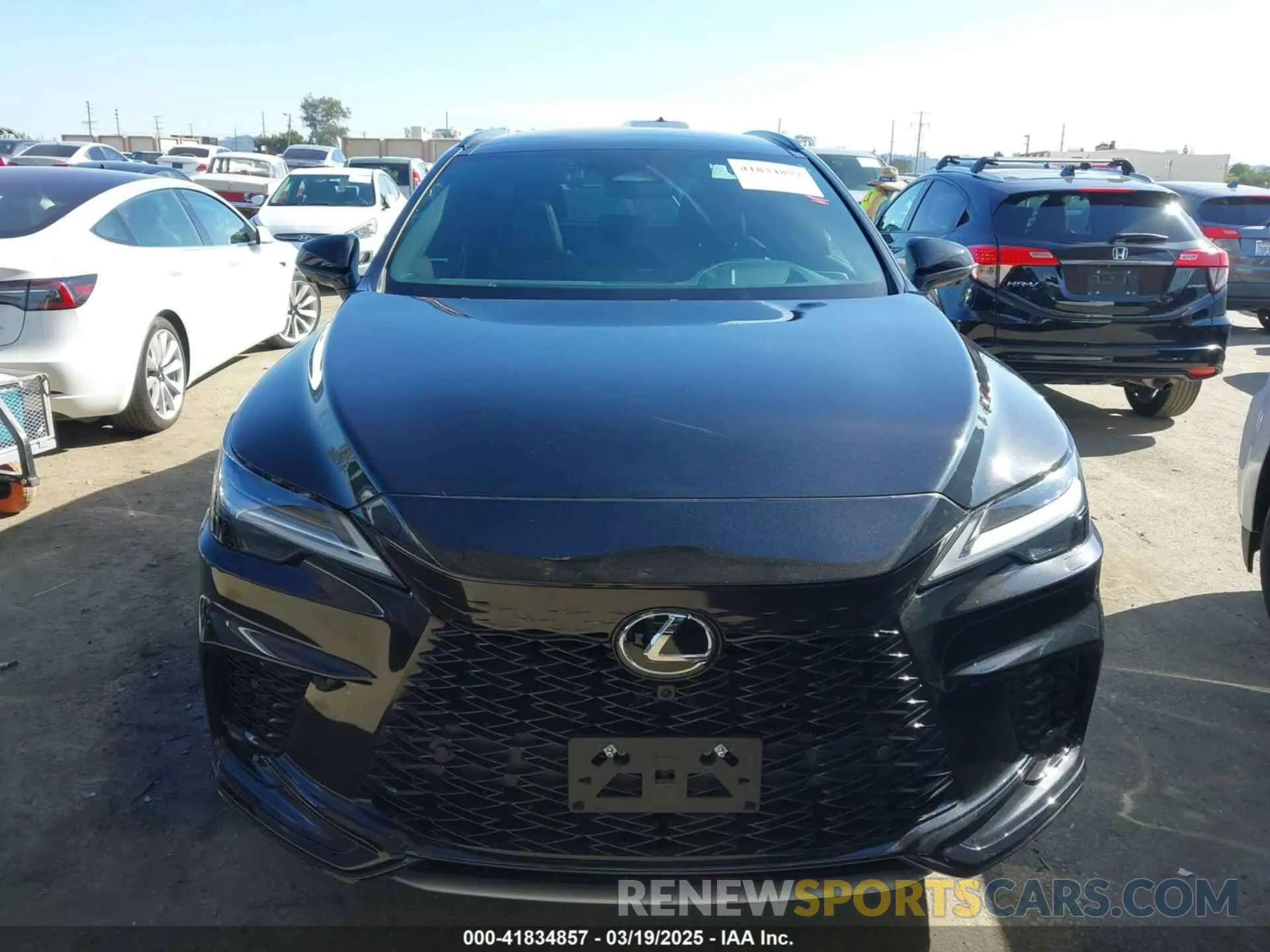 12 fotografías del automóvil dañado 2T2BCMEA1PC010072 LEXUS RX 500H 2023
