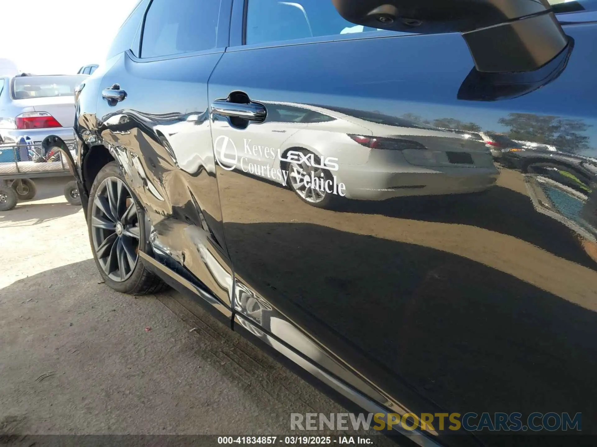 6 fotografías del automóvil dañado 2T2BCMEA1PC010072 LEXUS RX 500H 2023