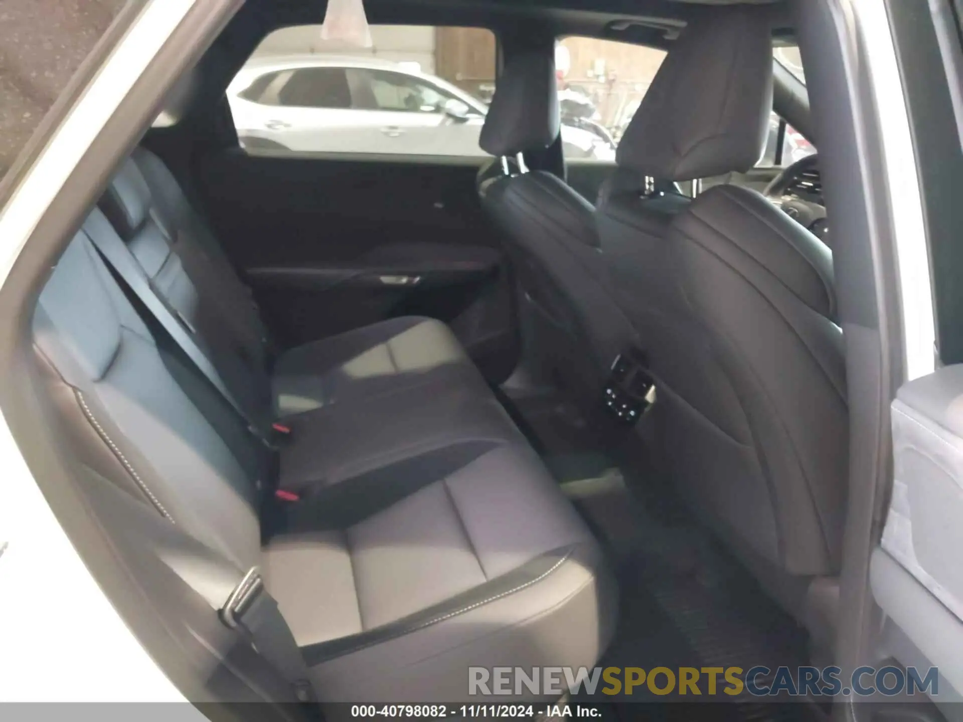 8 fotografías del automóvil dañado 2T2BCMEA4RC015009 LEXUS RX 500H 2024