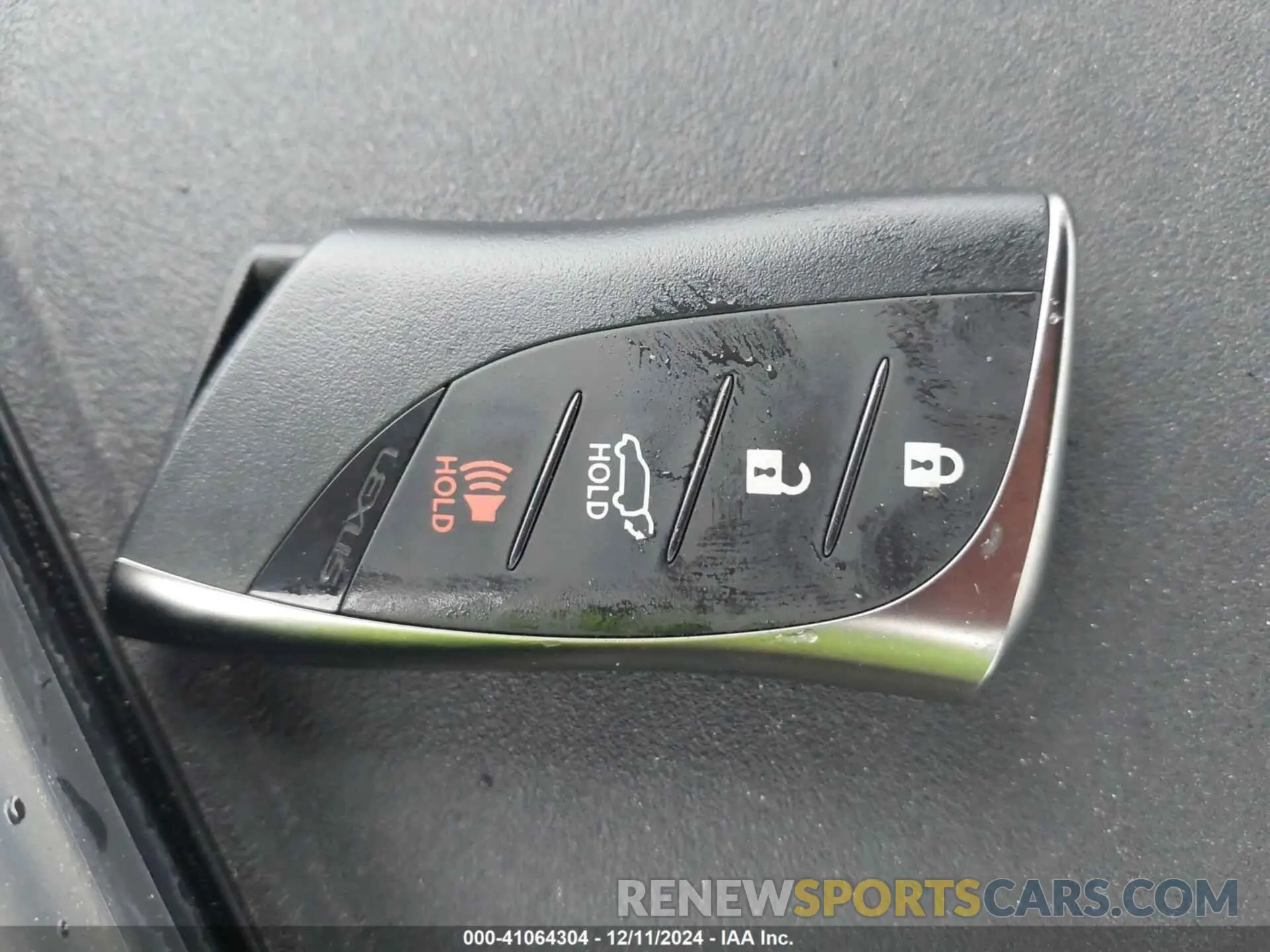11 fotografías del automóvil dañado 2T2BCMEA8RC016180 LEXUS RX 500H 2024
