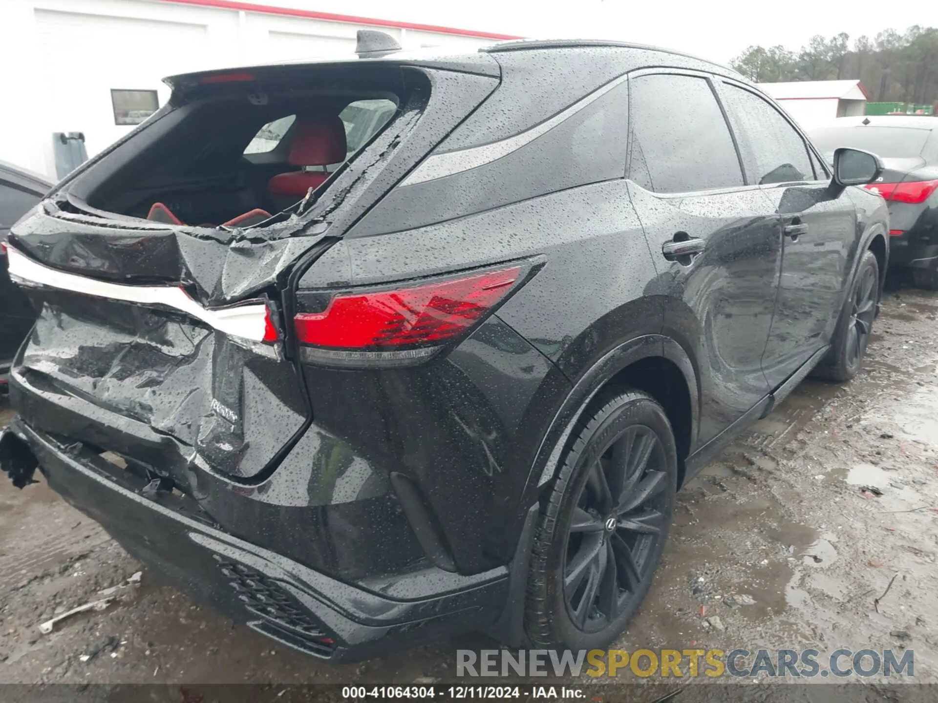 4 fotografías del automóvil dañado 2T2BCMEA8RC016180 LEXUS RX 500H 2024