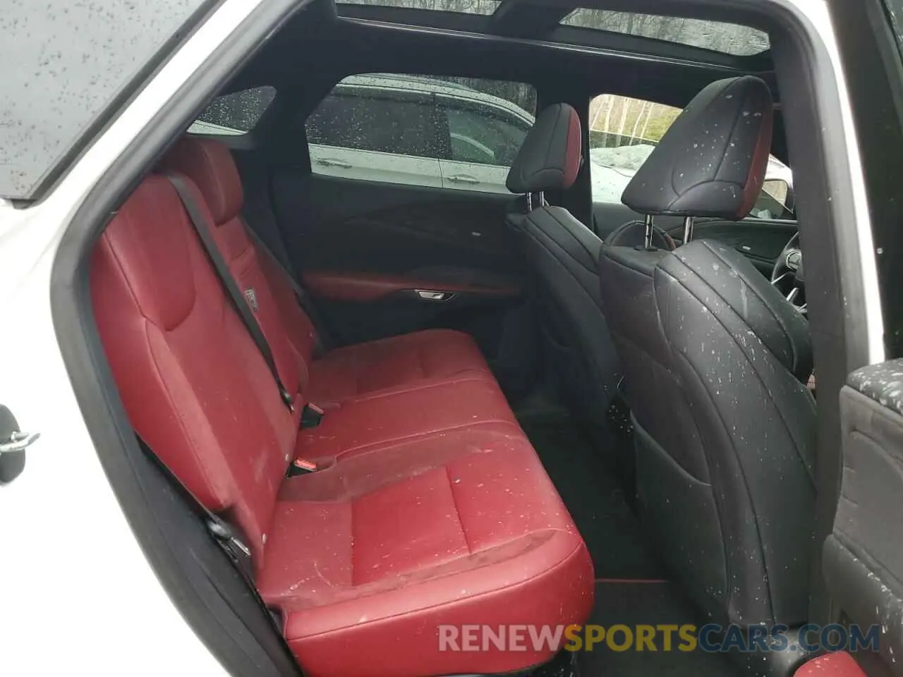 11 fotografías del automóvil dañado 2T2BCMEA3PC006024 LEXUS RX 500H F 2023