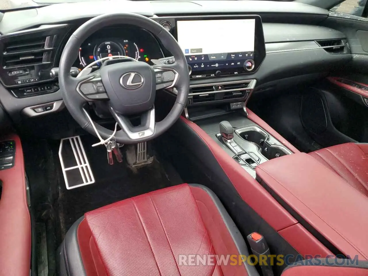 8 fotografías del automóvil dañado 2T2BCMEA3PC006024 LEXUS RX 500H F 2023