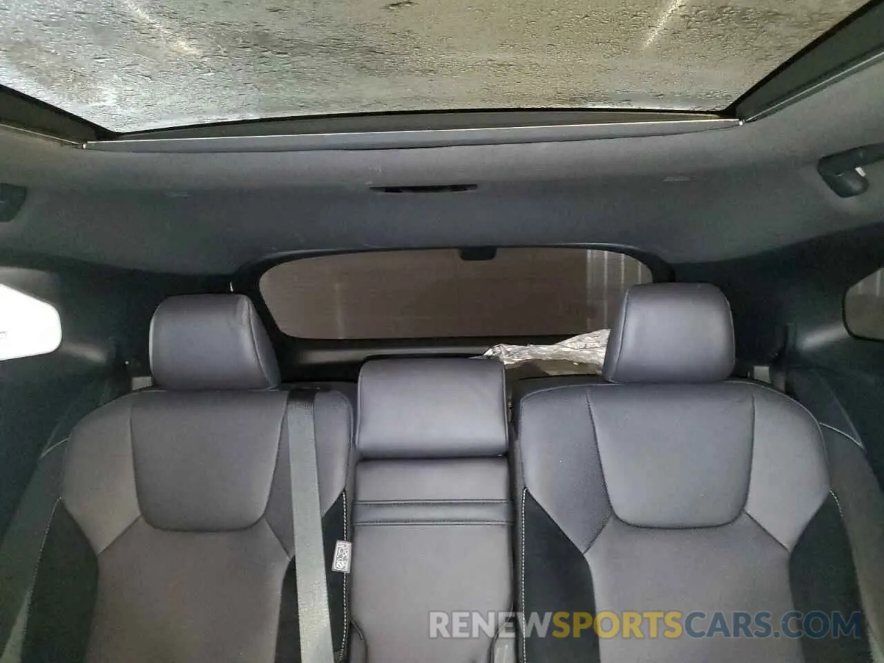 10 fotografías del automóvil dañado 2T2BCMEA7PC001425 LEXUS RX 500H F 2023