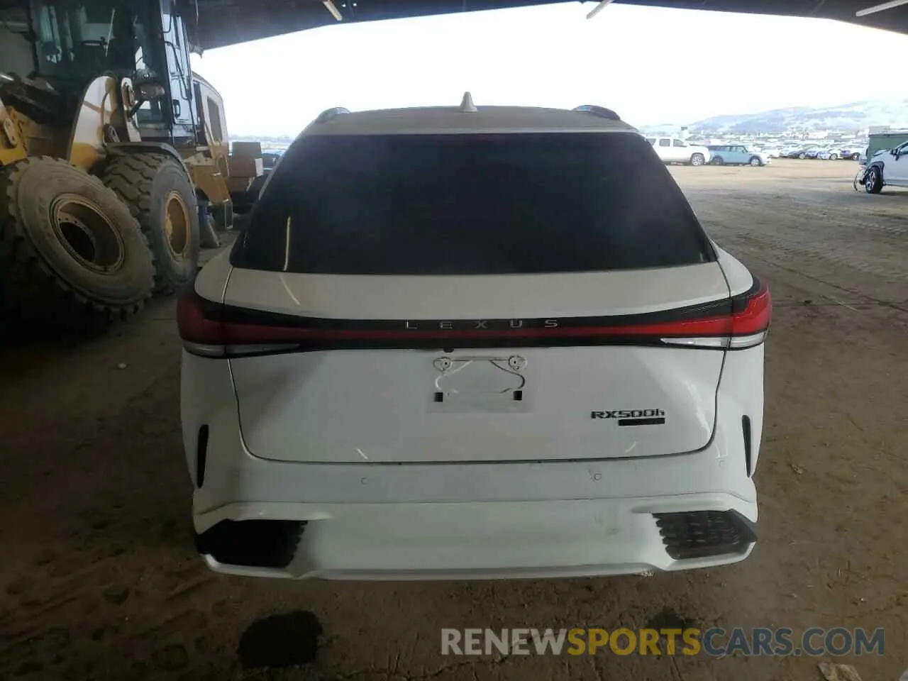 6 fotografías del automóvil dañado 2T2BCMEA7PC001425 LEXUS RX 500H F 2023