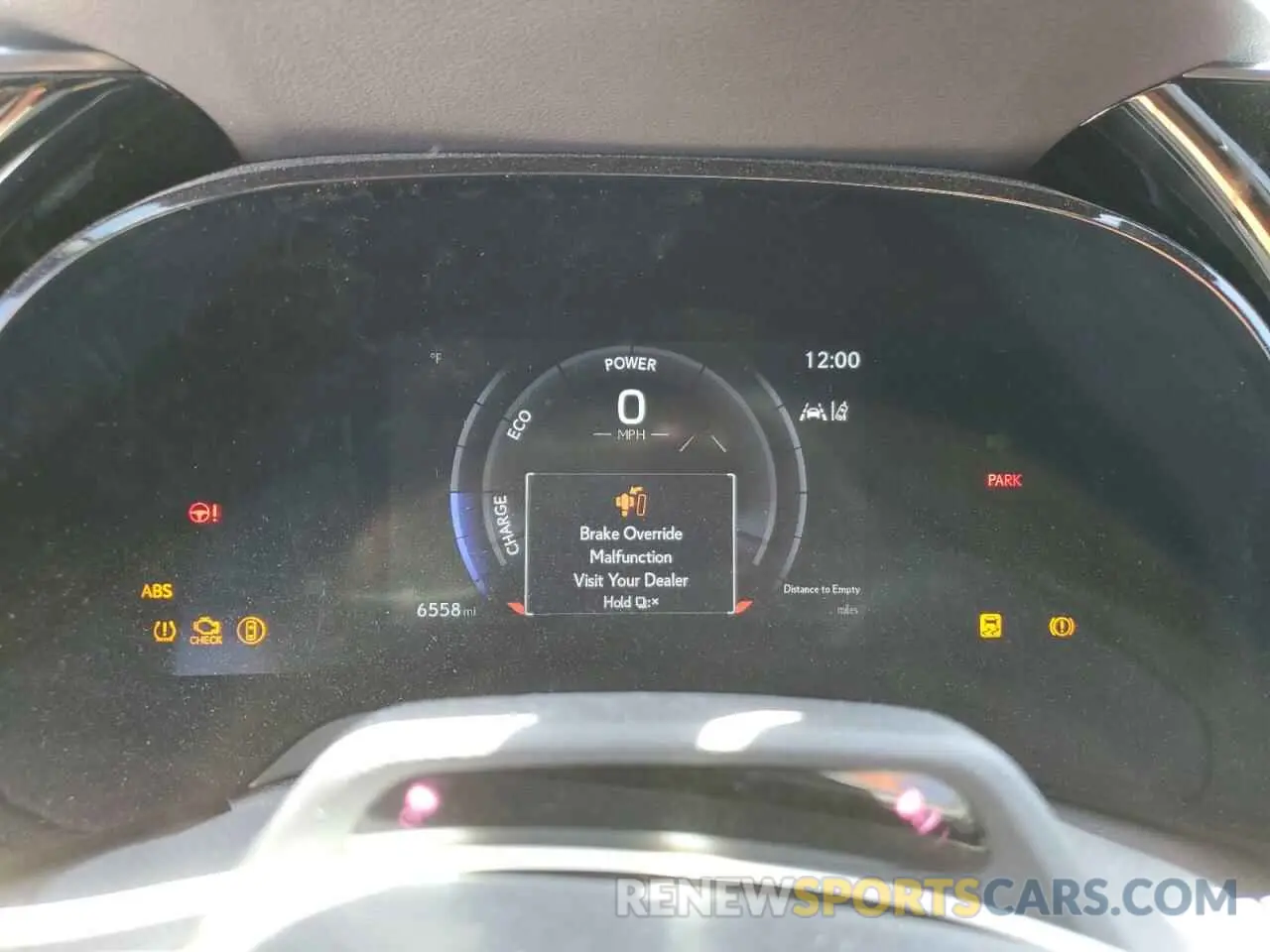 9 fotografías del automóvil dañado 2T2BCMEA9PC004729 LEXUS RX 500H F 2023