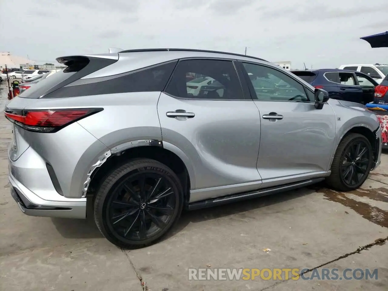 3 fotografías del automóvil dañado 2T2BCMEA9PC005931 LEXUS RX 500H F 2023