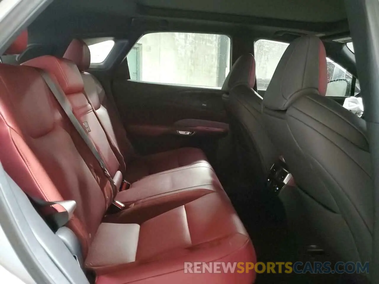 11 fotografías del automóvil dañado 2T2BCMEA9PC009431 LEXUS RX 500H F 2023