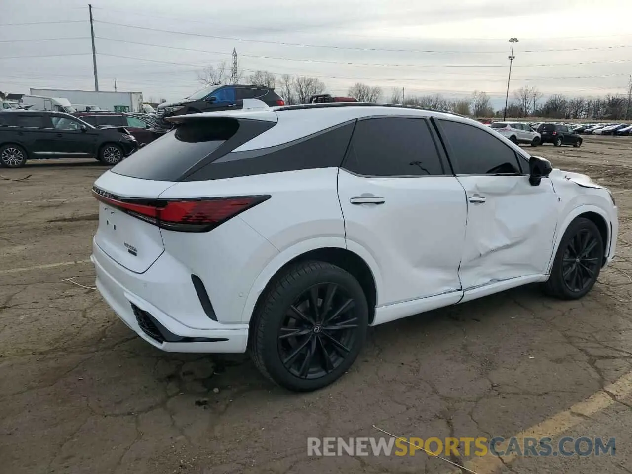 3 fotografías del automóvil dañado 2T2BCMEA6RC017747 LEXUS RX 500H F 2024