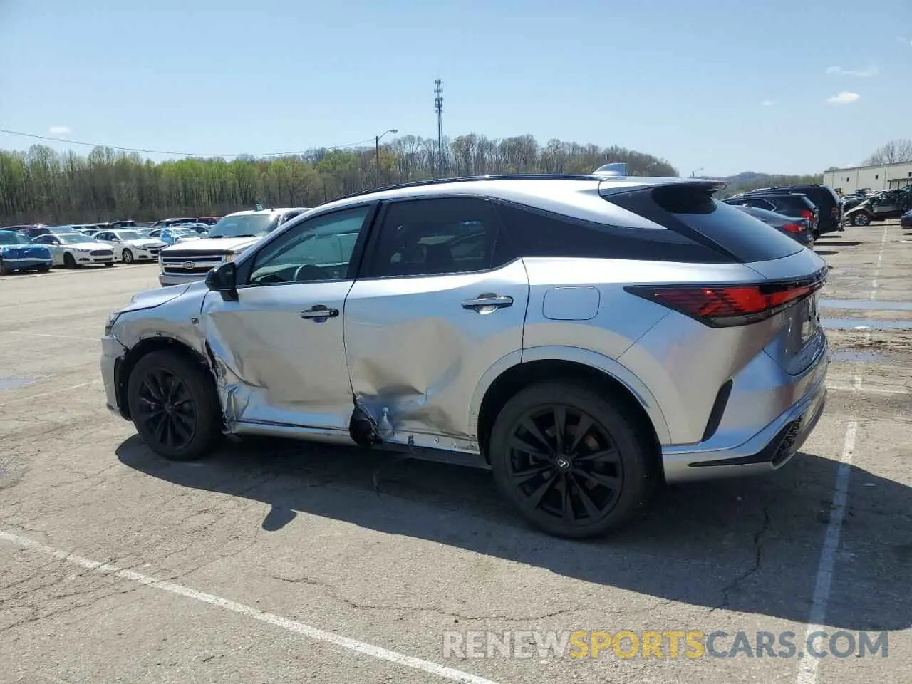 2 fotografías del automóvil dañado 2T2BCMEA4SC020751 LEXUS RX 500H F 2025