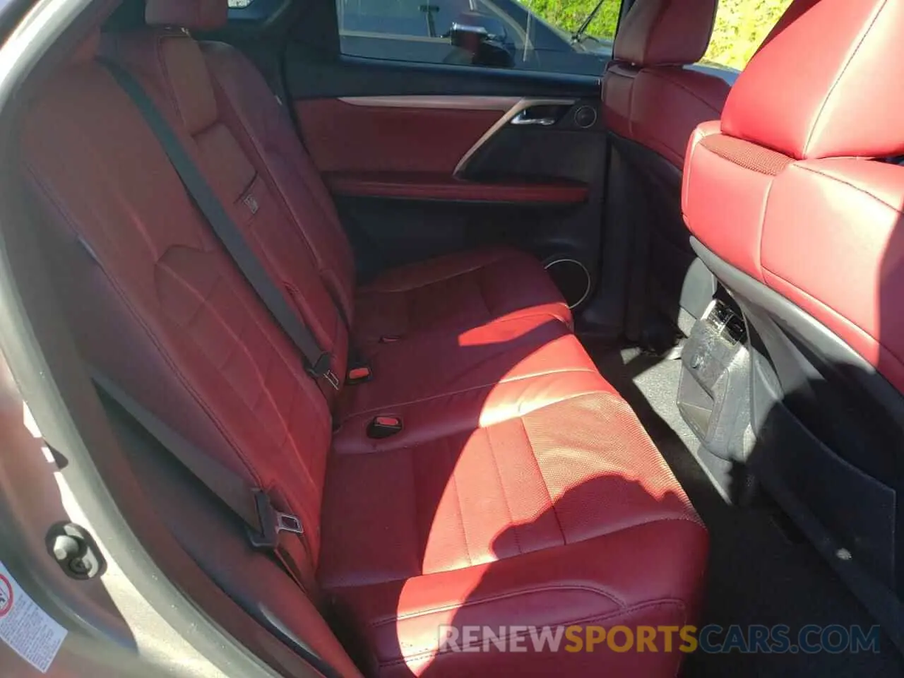 6 fotografías del automóvil dañado 2T2BZMCA0KC168025 LEXUS RX350 2019