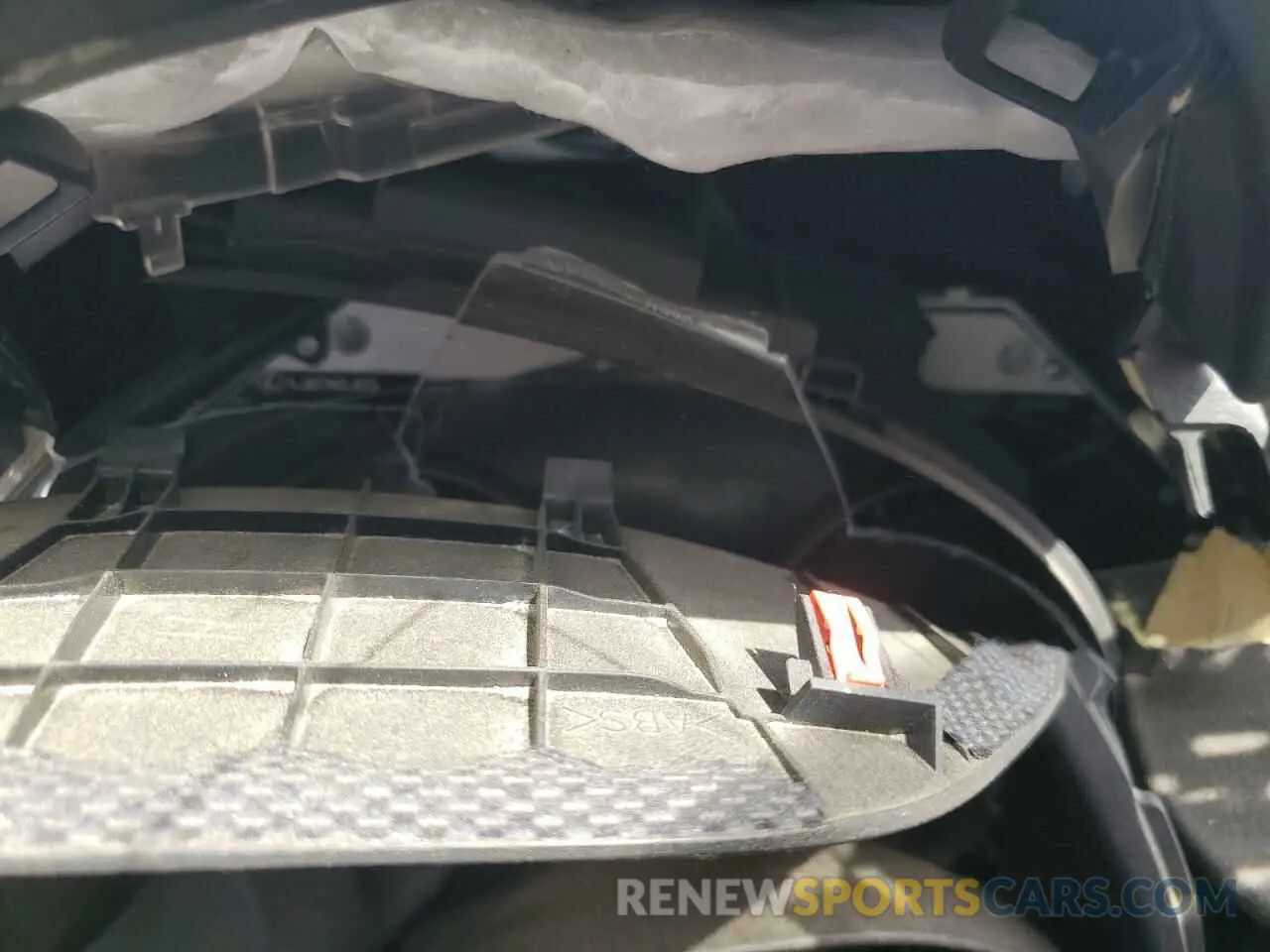 9 fotografías del automóvil dañado 2T2BZMCA0KC210578 LEXUS RX350 2019