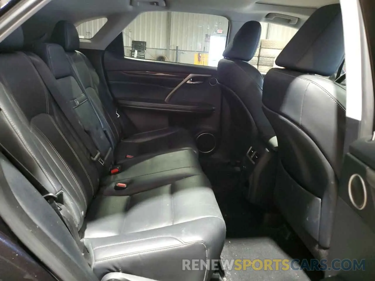 11 fotografías del automóvil dañado 2T2BZMCA2KC200165 LEXUS RX350 2019