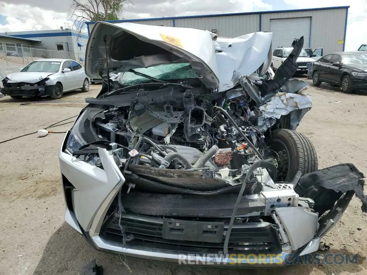 5 fotografías del automóvil dañado 2T2BZMCA4KC207862 LEXUS RX350 2019