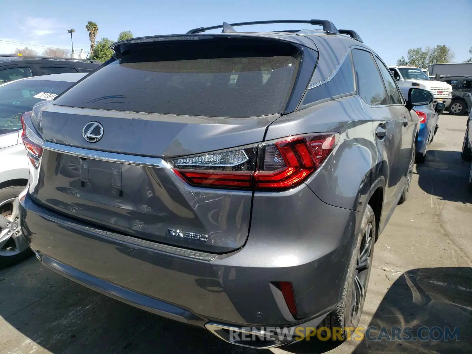 4 fotografías del automóvil dañado 2T2BZMCA5KC168201 LEXUS RX350 2019