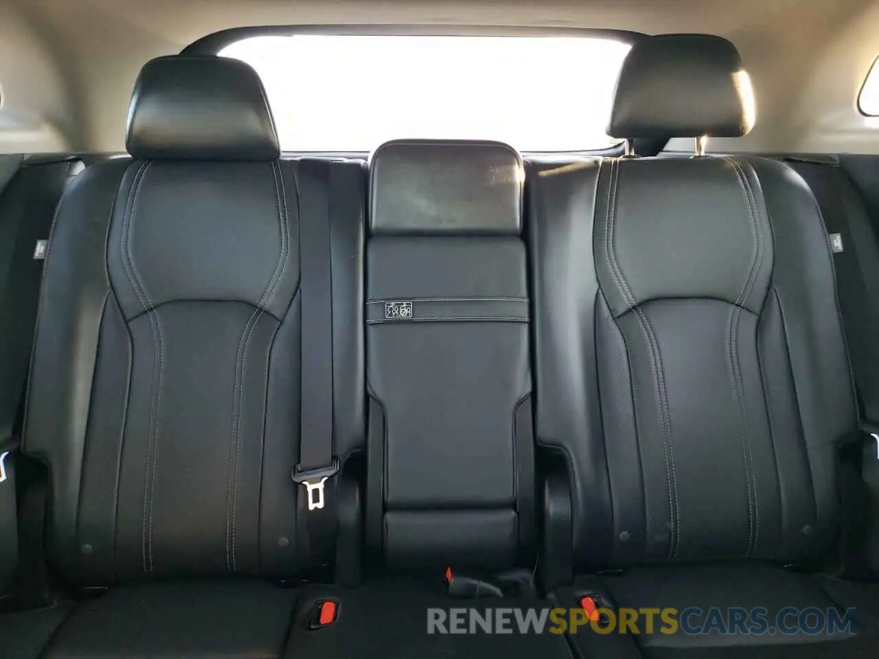 10 fotografías del automóvil dañado 2T2BZMCA5KC171566 LEXUS RX350 2019