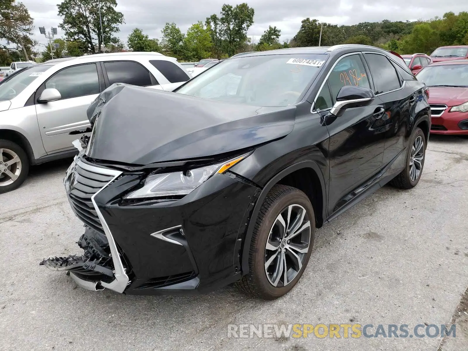 2 fotografías del automóvil dañado 2T2BZMCA5KC187668 LEXUS RX350 2019