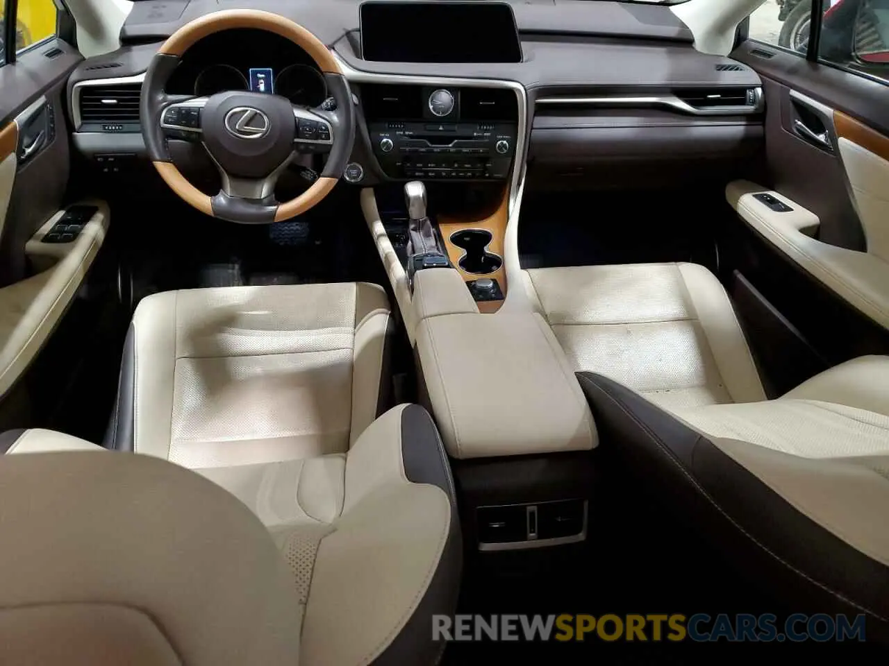 8 fotografías del automóvil dañado 2T2BZMCA5KC203142 LEXUS RX350 2019