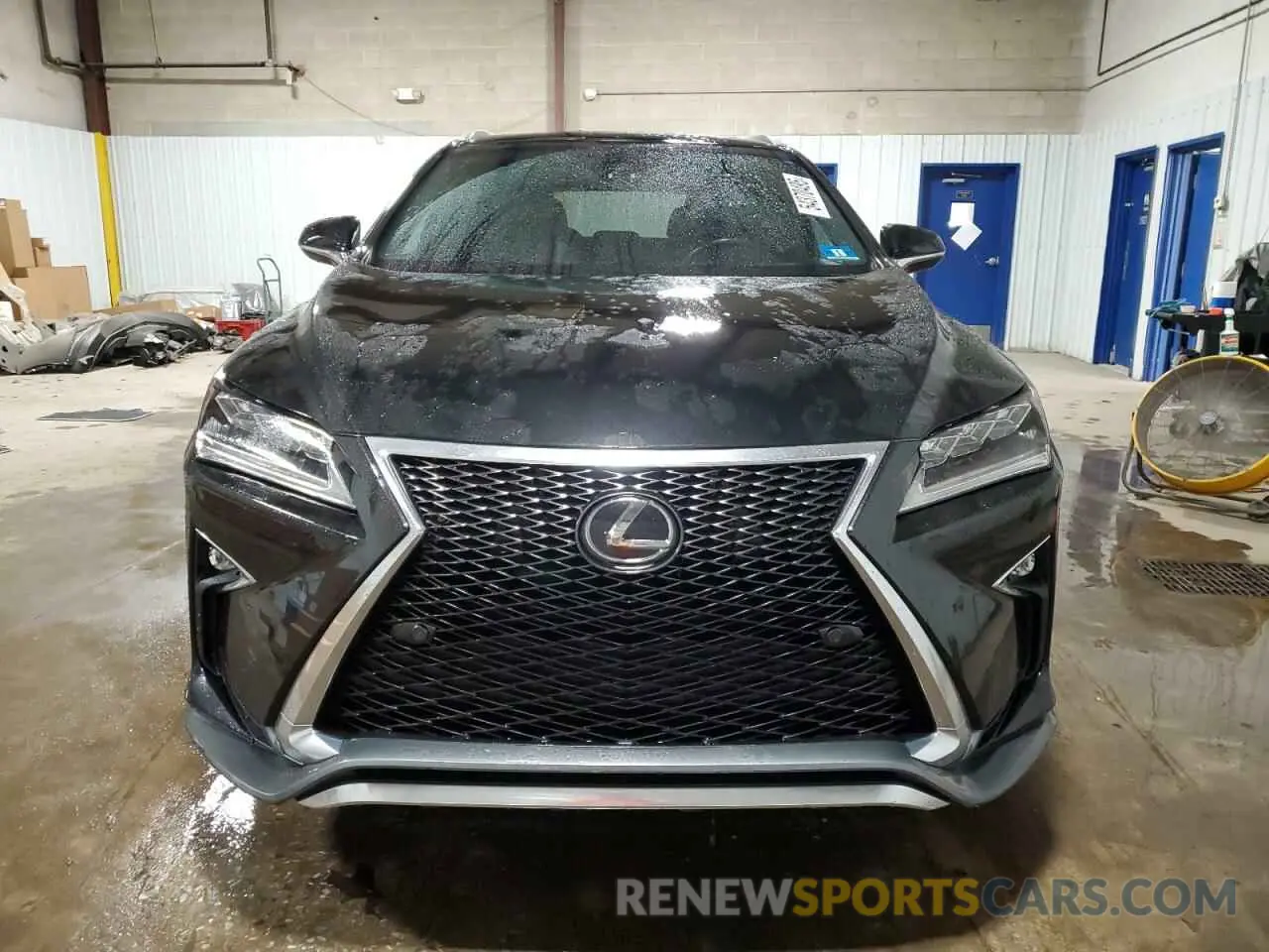5 fotografías del automóvil dañado 2T2BZMCA5KC206896 LEXUS RX350 2019